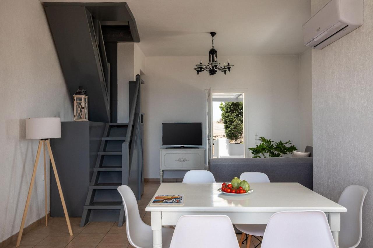 White Utopia Apartments And Maisonettes Imerovigli  Exterior photo